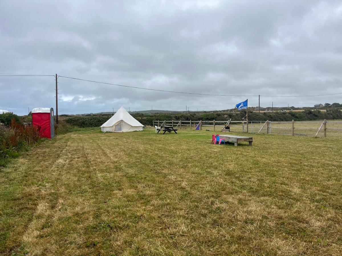Gwens Garden Bell Tent Hotel St Just Buitenkant foto